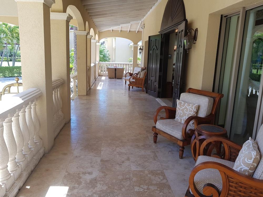 The Somerset On Grace Bay Dış mekan fotoğraf